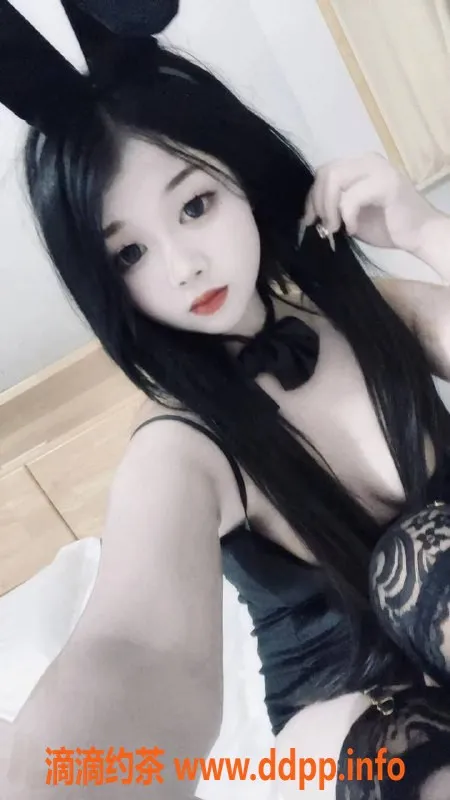 厦门楼凤-湖里五缘湾凡凡，刚下海的嫩妹提供简单服务