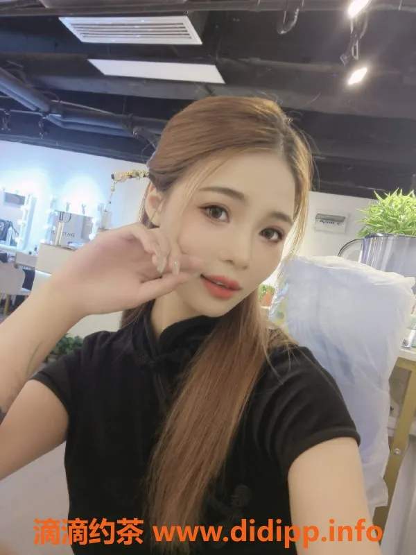 深圳楼凤资源信息,罗湖依诺 170cm C罩杯 800元消费等你来体验