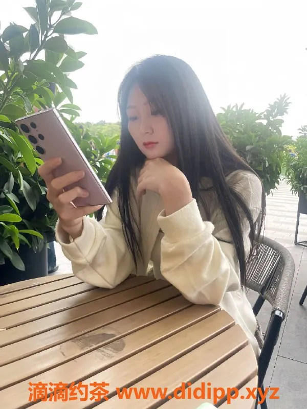 深圳楼凤资源信息,宝安林芝，700元陪浴69服务体验