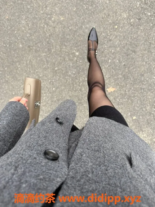 杭州楼凤资源信息,西湖区幼师小小 168身高 性感诱人 价格1300