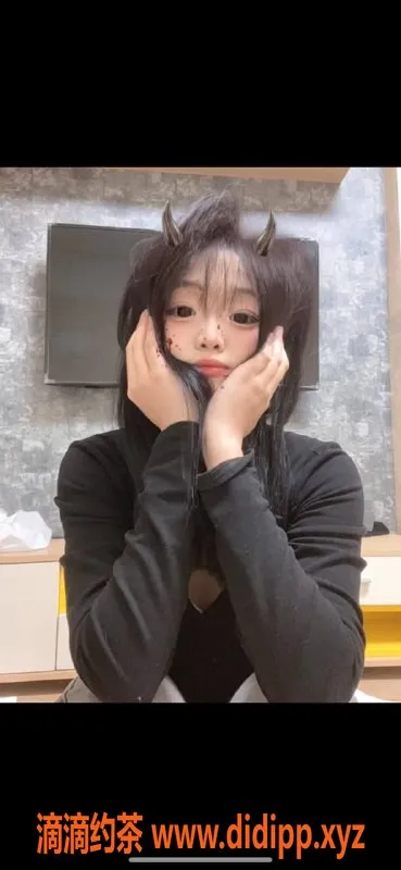 成都楼凤资源信息,成华区18岁妹子南南，160cm，90斤，口味独特