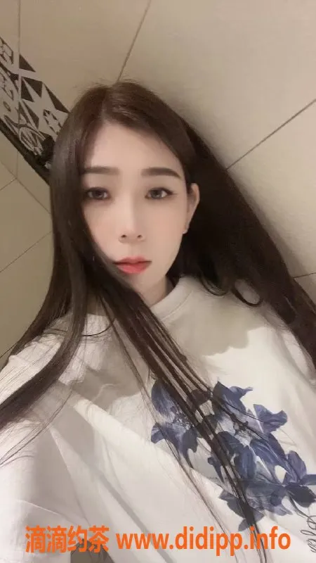 深圳楼凤-龙岗坂田佩佩，年轻可爱，价格实惠！