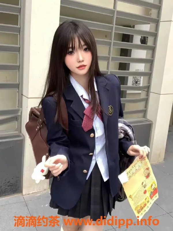 深圳楼凤-福田程程，1200元起，舌吻69等多项服务