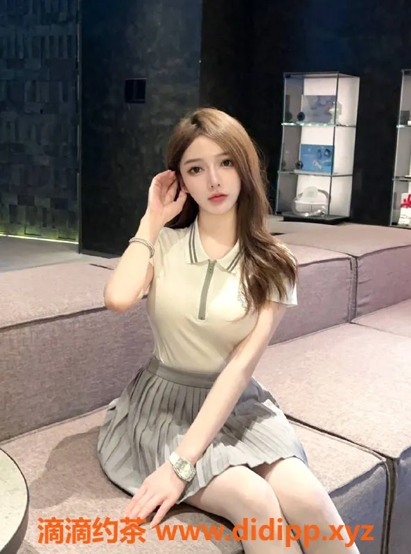 上海楼凤-静安Umi，165cm长腿肤白，1500起价