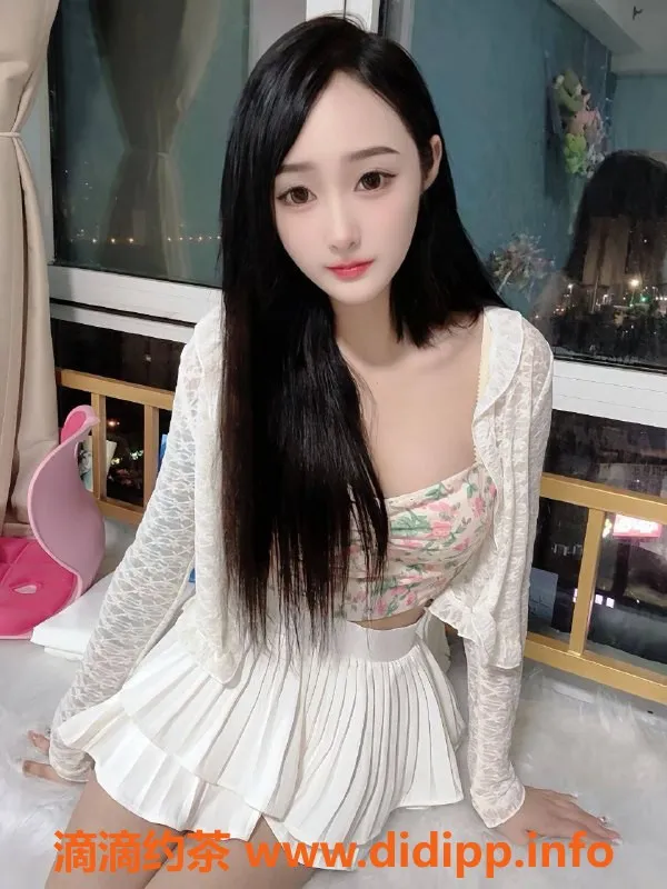 杭州楼凤-上城区莹莹，165cm B罩杯，1200元服务
