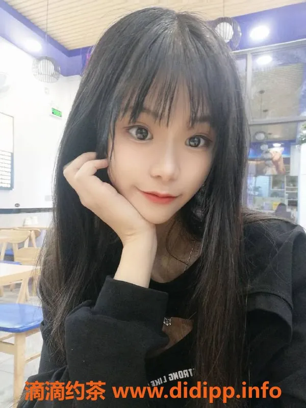 深圳楼凤资源信息,南山叶子，700元超值体验，舌吻调情服务