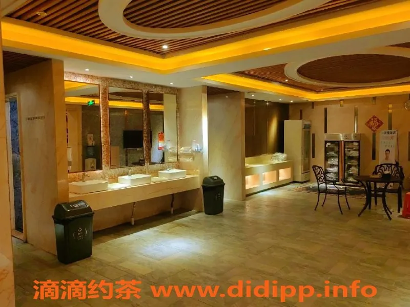 广州spa会所-白云石井高端会所，热情美女95.97魔棒服务