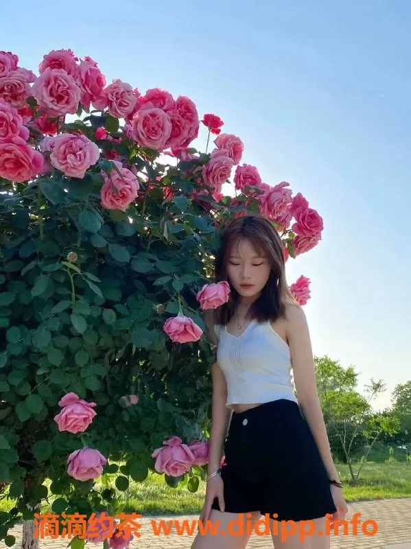 杭州上门服务-滨江区瑶瑶，162cm/102斤、温柔调情服务