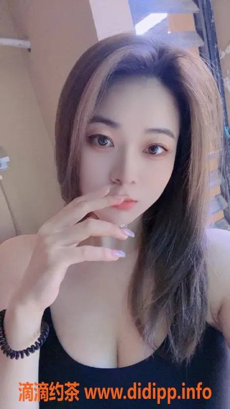 杭州楼凤-拱墅区月月，25岁36D诱惑，500起热情服务