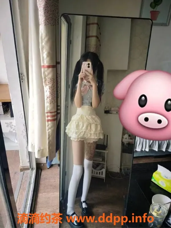 成都楼凤-小龙女 18岁排骨精 500元一次服务