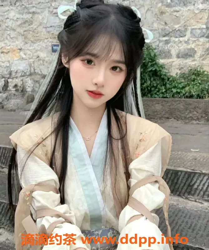 杭州上门服务-小小：165cm高素质学生，温柔懂事，初恋体验