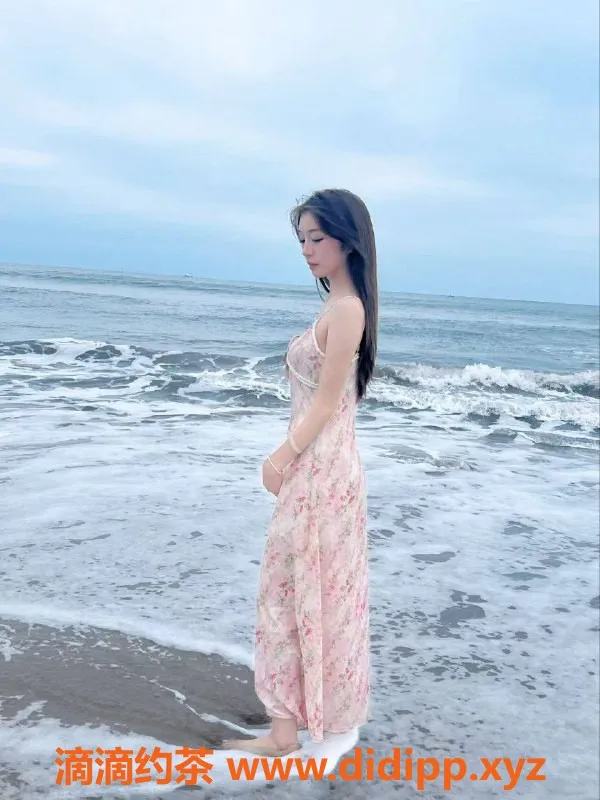 深圳楼凤资源信息,龙华晴晴：1300元舌吻服务，制服丝袜玩得嗨