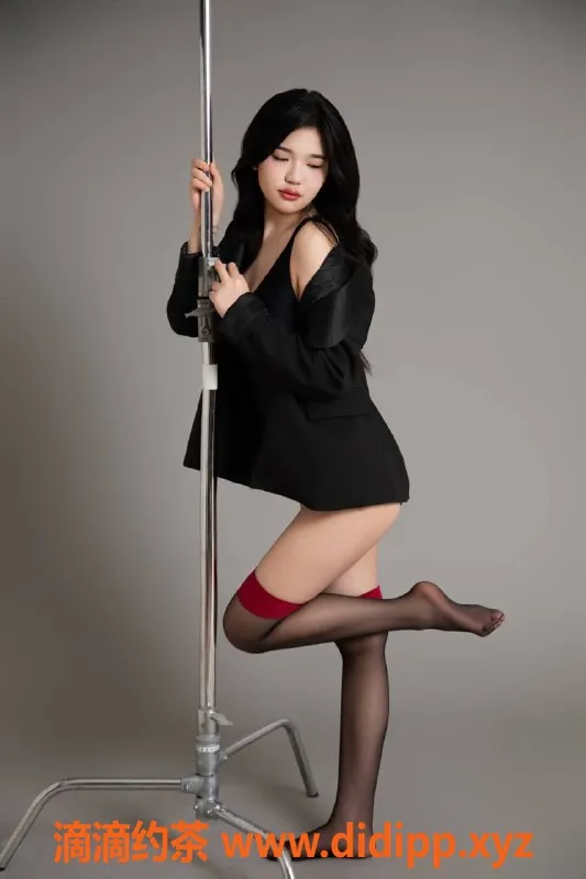 杭州楼凤-滨江区18岁苗苗，165厘米，800元超值服务