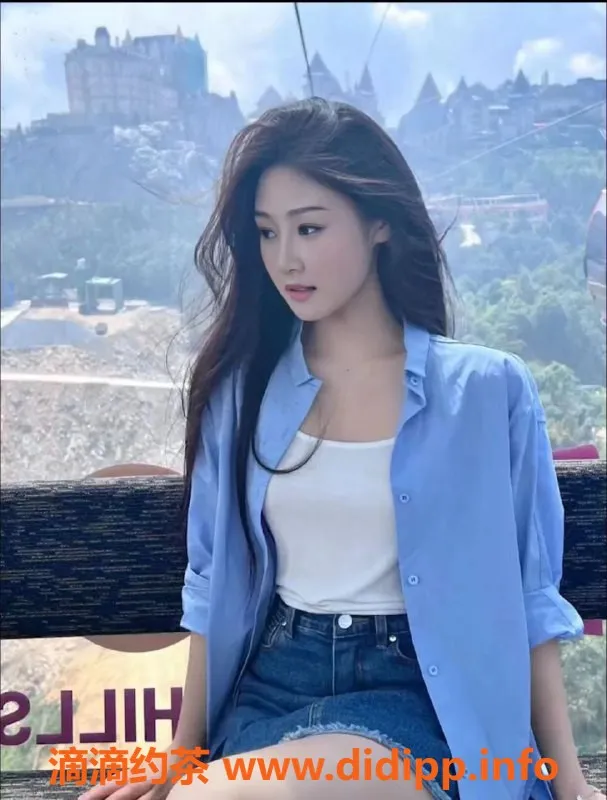 杭州楼凤-馨予 25岁167cm 50kg 34C 性感诱惑