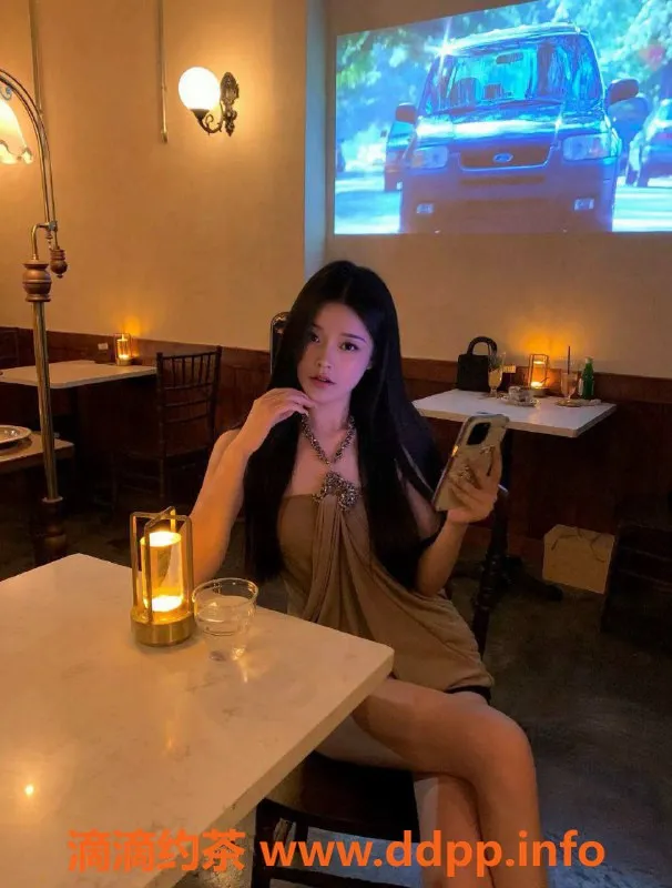 深圳楼凤-南山梦汐，800元起，深喉和鸳鸯浴完美体验