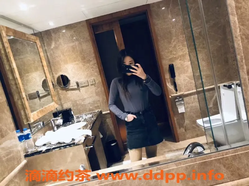 杭州楼凤-上城云晶儿，丰满巨乳少妇，私密服务等你来体验