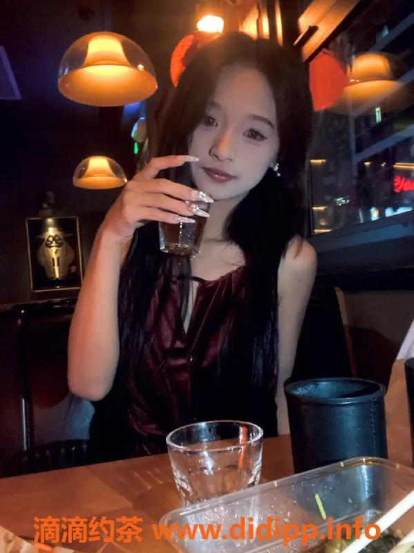 广州楼凤-天河嫩妹依依，600元体验超值服务