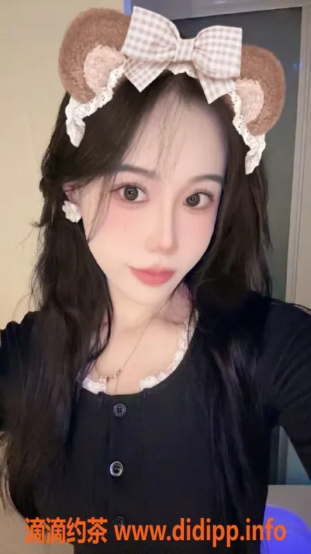 上海楼凤-普陀七七，163高、45体、C罩杯，1400元起