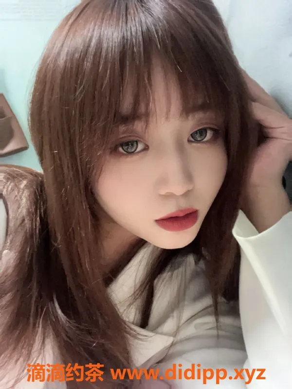 杭州楼凤-上城区萱儿，23岁，90斤，激情服务等你体验！