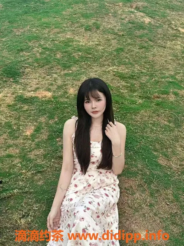 深圳楼凤资源信息,龙华晨晨，1200元起，激情服务等你体验