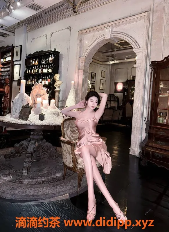 深圳楼凤-福田温婉175，千元以上车震足交服务