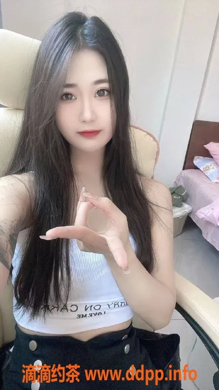 杭州spa会所-上城区白甜甜：22岁高颜值妹子，69互舔服务