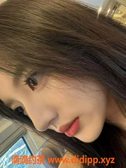 深圳楼凤-福田小9，167cm C罩杯，享受精致服务