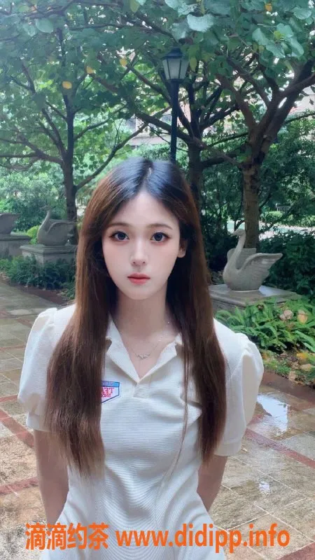 上海楼凤资源信息,普陀小柠檬，20岁34B嫩妹，800元享服务