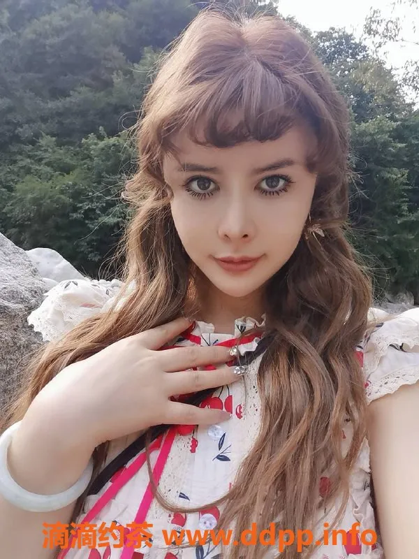 深圳楼凤-深圳福田混血美女，1000元起，舌吻服务