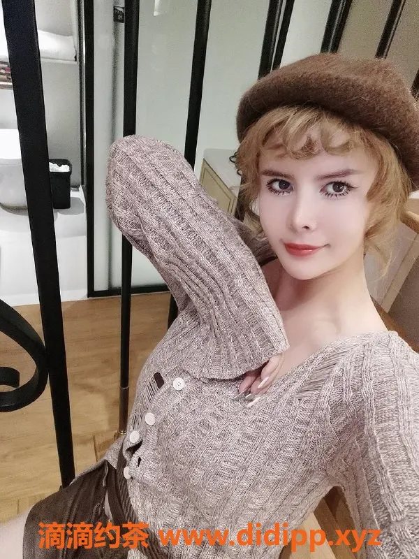 深圳楼凤-深圳福田混血美女，1000元起，舌吻服务