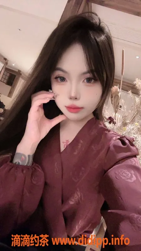 深圳楼凤-龙华06小A 双飞800元 各种服务等你体验