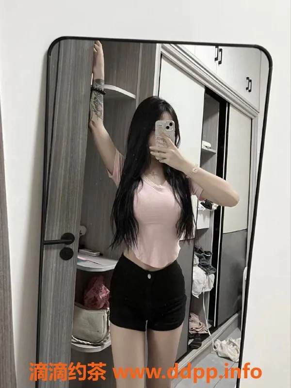 深圳楼凤-龙华06小A 双飞800元 各种服务等你体验