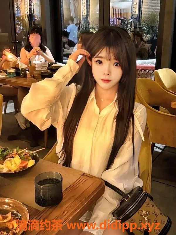 杭州上门服务-杭州派小月：165cm，46kg，甜美初恋体验