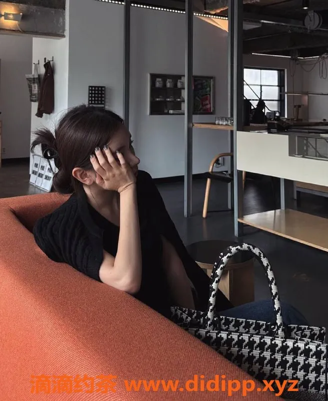 杭州楼凤-萧山区1500左右特别妹子，热情服务等你来体验