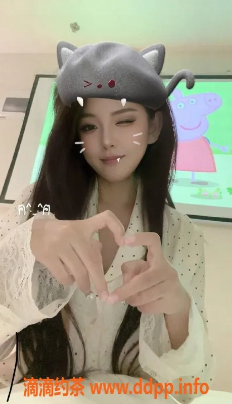 南京楼凤资源信息,雨花区嫩妹兔兔，24岁165cm大胸，800元一次