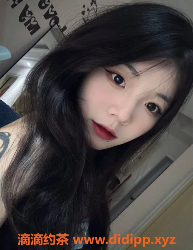 深圳楼凤资源信息,龙华双飞小C与小A，900元起体验！