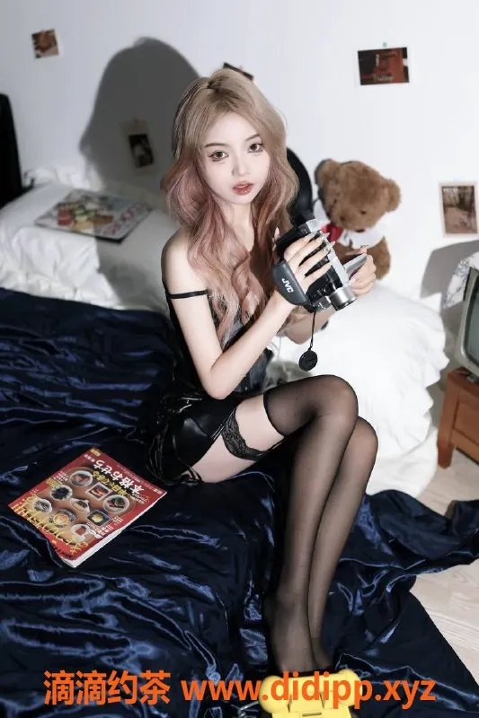 深圳楼凤-龙华小雨，身高164，800起，B罩杯等你来体验