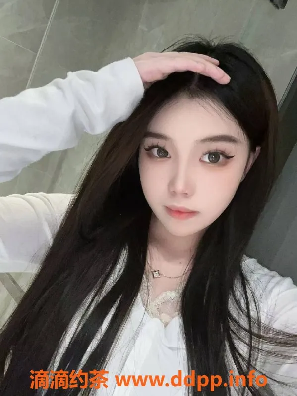 深圳楼凤-福田小辣椒推荐，1200元舌吻服务超赞