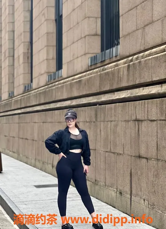 杭州楼凤-上城混血BBW Kelly 175cm D杯优雅气质