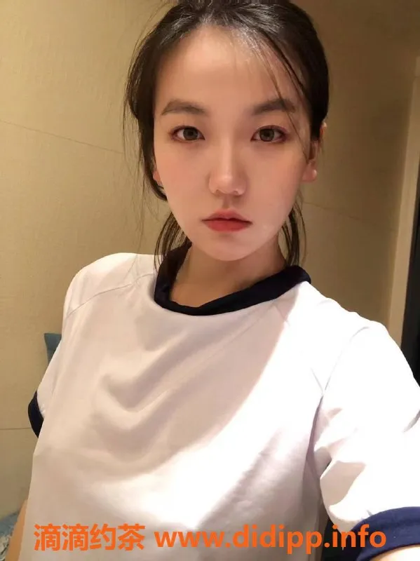 杭州楼凤-滨江区温柔妹子，165/36B，800元45分钟