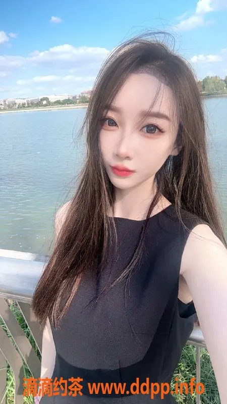 深圳楼凤-福田UU，2500元服务，热销舌吻与鸳鸯浴