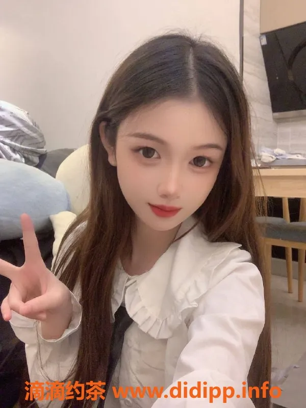 深圳楼凤资源信息,福田小只只，800元陪浴服务，热情似火