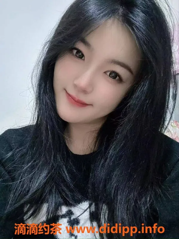 杭州楼凤-拱墅区小曼，99年165cm，49kg，性价比高的女友感服务