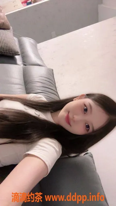 杭州楼凤-拱墅区白小酥，19岁微乳嫩妹，1200元起