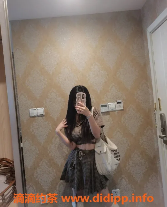 杭州楼凤资源信息,萧山区摆烂小渔，胸部水润，服务超赞