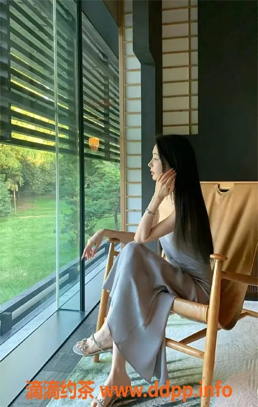 杭州楼凤资源信息,四川甜甜圈，23岁163cm，热情主动，激情服务