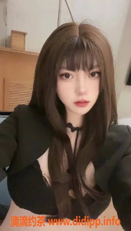 杭州楼凤资源信息,拱墅区甜美艺人柚子，168苗条身材，服务超赞