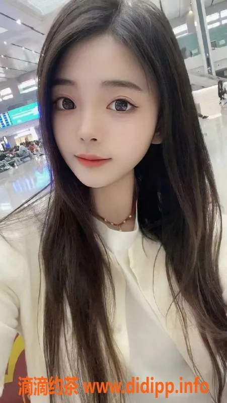 深圳楼凤资源信息,福田倩倩，160身高B罩杯，体验只需800P