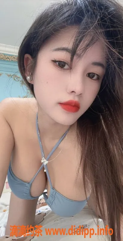 杭州楼凤-萧山区19岁嫩妹晓晓，F罩杯尽享热情服务