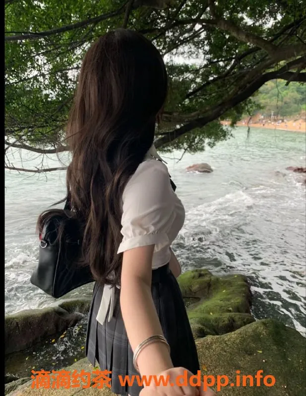 杭州楼凤-杭州小菜菜，20岁女神，身高168，价格实惠